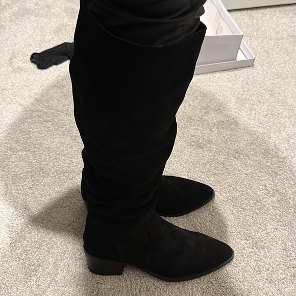 Steve Madden Holly suede pull on boot with inside zipper closure, Brand NEW - Picture 12 of 13